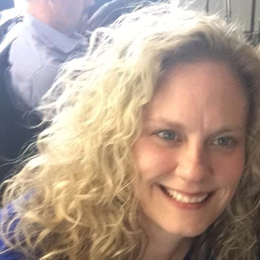 jillteut's profile picture. Corporate Communications Professional