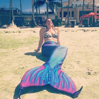 Hiyalu's profile picture. Travels, surfs (sort of), likes the sunshine. ✈️🏄🏼‍♀️😎☀️ Works in F1 🏎