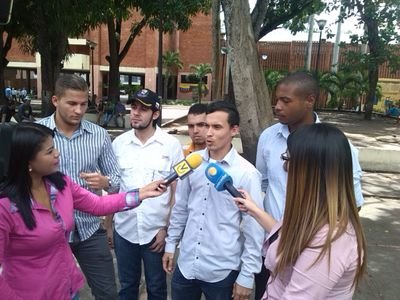 Político, Coach Gerencial, Empresario Venezolano, especialización en neurociencias políticas, coordinador regional de @opgmonagas_ #CUENTAOFICIAL