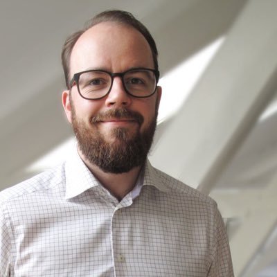 Business strategy advisor, dad, and entrepreneur. Founder of multiple now dead startups... Loves art, politics, philosophy, law, football and people...