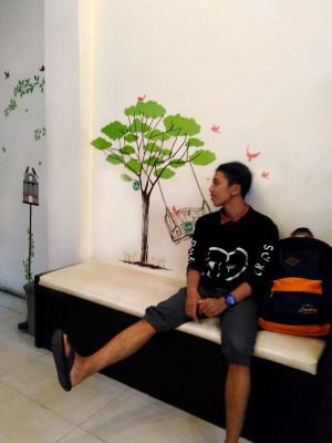 adysaputraa_'s profile picture. jangan lupa bahagia