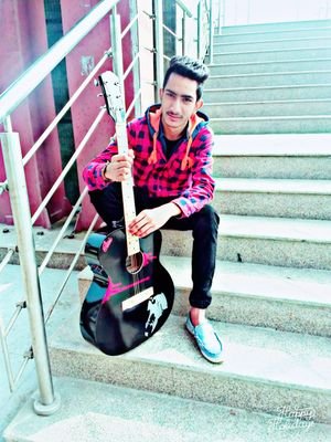 Aryanme21883828's profile picture. 