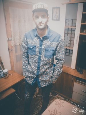 TarleaBogdan's profile picture. Iubesc pe cine ma iubeste..urăsc pe cine ma urăște