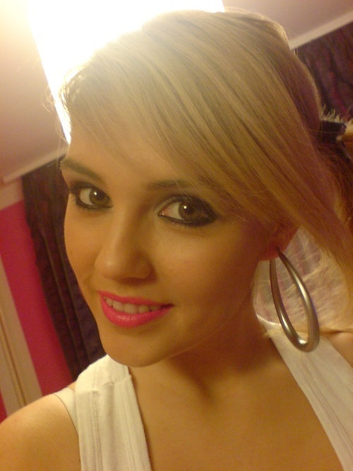 Aleenutza's profile picture. 