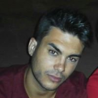 22. De momento estudio rocas y en algún momento esporádico se me hunde el pie derecho en el acelerador, pero solo un poco, nada preocupante.