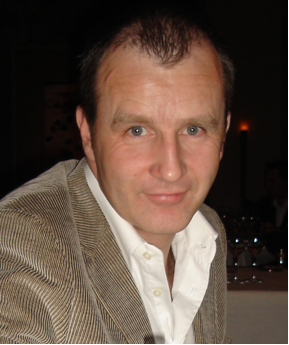 Hotelier with passion for great service and PR.