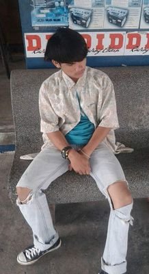 UzfCYfbY4BgYrzt's profile picture. 