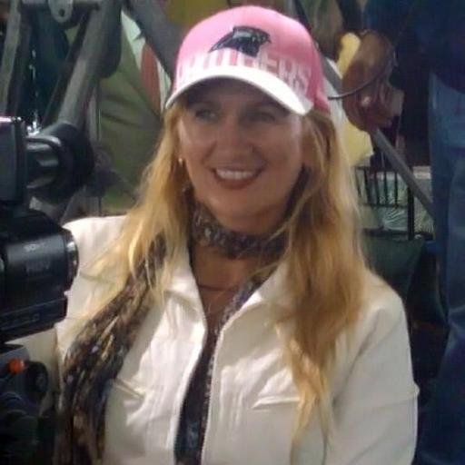 AmandaRoxKylar's profile picture. 