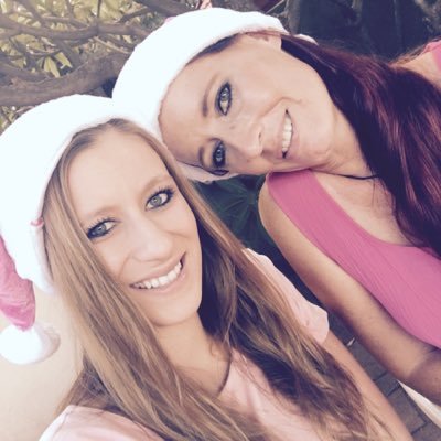 nellavlaun's profile picture. 