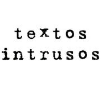 TextosIntrusos_'s profile picture. Somos una editorial independiente dedicada a autores noveles que mediante libros objetos celebramos cada semana con algún detalle la aparición de un nuevo libro