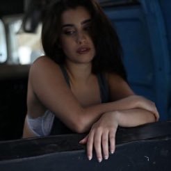 oliviarpgtar's profile picture. we surrounded by the fucking wolves