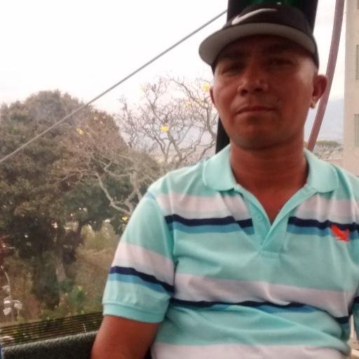 JosFdosSantos54's profile picture. 