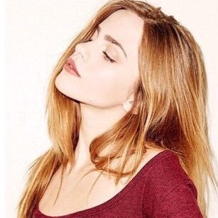 heatherdrknrpg's profile picture. « normal people have no idea how beautiful darkness is. »