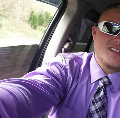 DerekWallace27's profile picture. 21 years young. live everyday like it's your last. snapchat-countrybo18