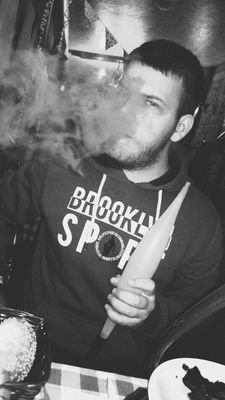 yapryanic's profile picture. 