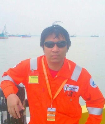 haditoshinakata's profile picture. | Comedian • Oil and Gas Accountant | Internet Enthusiast | Father of a beautiful daughter and a cute big boy | Serving Others • Commitment |