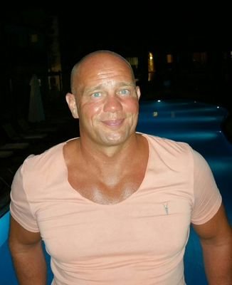 hall_hall42's profile picture. 