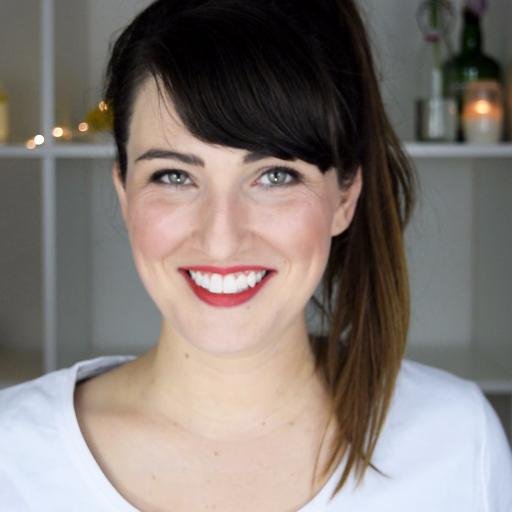 YouTuber, blogger, podcaster(?)and drink enthusiast in Germany. Grab a drink, let's chat and learn some stuff. Videos: https://t.co/7Mna2mRhy9