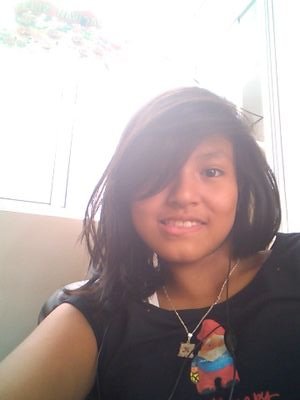 soy loka y que ..!!! quieres que haga fiesta ..3