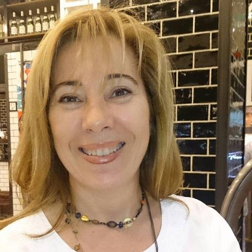 IsaQNK's profile picture. Poeta