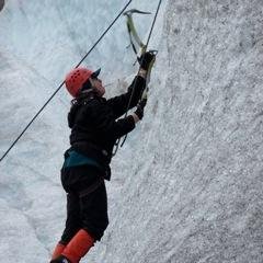 FloresAikey's profile picture. Educator, wife, sister, daughter, aunt & adventurer!