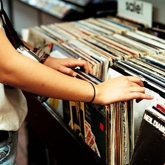 indiefacts_'s profile picture. inD facts delivered 2 u every day... for all u cool indies who love a good fact (they aren't actually tru)