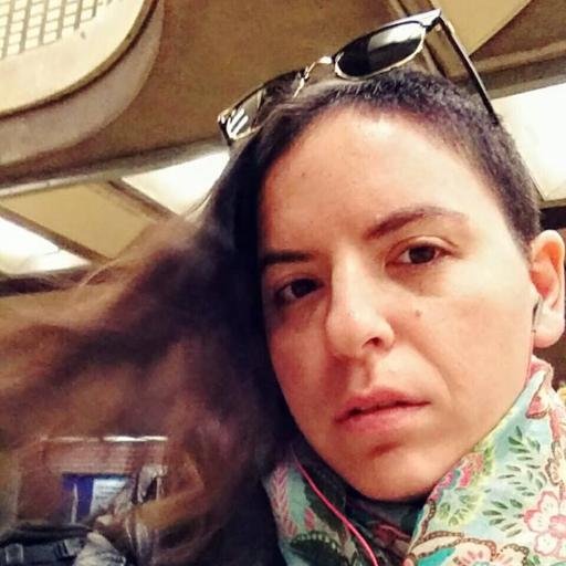 miow42's profile picture. Freaky, flooky, strawberry flavoured. Seasoned with books and loud music.