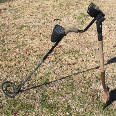 This is my new Twitter for my metal detecting Instagram page. Follow me to know when I go metal detecting.