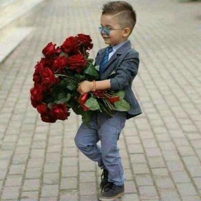 1YCPp3qVvS9H13E's profile picture. 