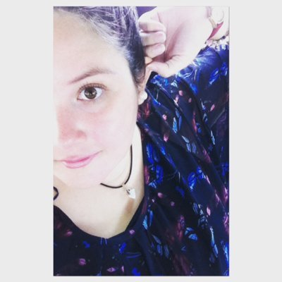 Yineee's profile picture. 🖤🤍
💫