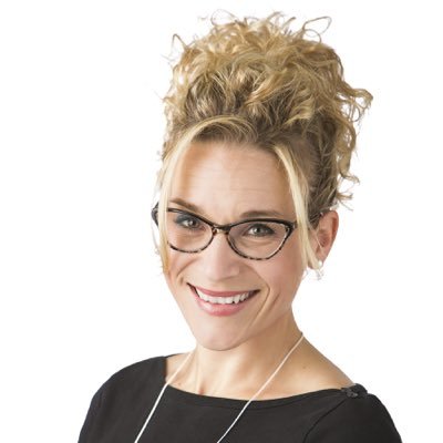 mchelle_harris's profile picture. Growth Trainer | Need more customers? Let's talk strategy. | #sales #marketing #technology #business #olympiclifting