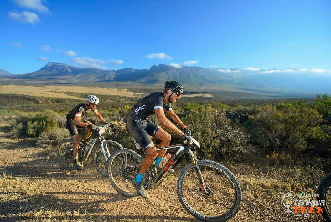 Project Manager @ Wilderness Safaris. Married to a Saint and have 3 kids. Love to ride my mountain bike !