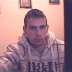 IgnacioKo's profile picture. raper o MC llamalo como quieras¬¬15¬¬Poeta urbano,me pierdo en tus sueño cuando escribo @IGNACIOKO_15