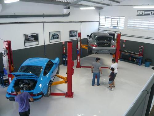 sergioburger's profile picture. Porsche fanatic, F3 Engineer and father of a Kart Racer