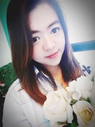 CrystalAngle4's profile picture. 