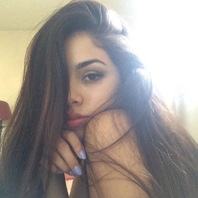 maggierpgaze_'s profile picture. .