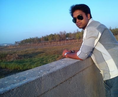 mindblowingmonu's profile picture. pharmacist, emotional , patriotic