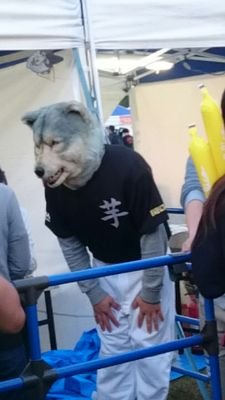 MAN WITH A MISSION / 10-FEET / ONE OK ROCK / Hi-STANDARD / WANIMA などフェスやライブ、楽しい事が大好き人間🎵
お気軽に無言フォローしちゃって下さい✌️