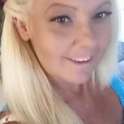 lisamichelleisr's profile picture. 