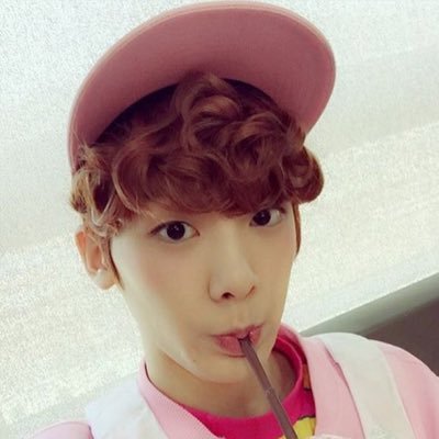 charmingyu__'s profile picture. ι ∂σ ωнαт ι ωαит ι'м ρυик яσ¢к . Singer. #carat #Exo-L #army.I love my asian Dramas & kpop. I speak 6 languages including Sarcasm.say the name seventeeeeeeen