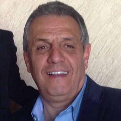 Pachuca de Soto Hgo. Mexico, Cirujano Dentista, Empresario, 3a. generacion de zapateros.