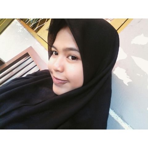 Ig/skout : putheaprilia | path : puthe aprilia | I trust god always listening and understanding☺