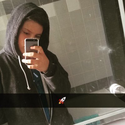 enzoo_dbs's profile picture. 