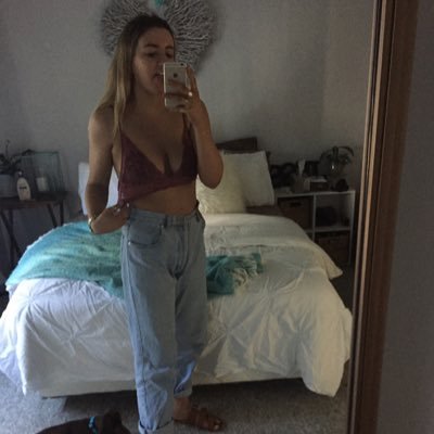 Profile Picture of Jessie Harrington (@Jessharro2) on Twitter