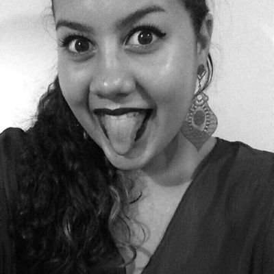 filha do seu bigode e da dona su, futura publicitária e levemente retardada. || Snap: leecipriano