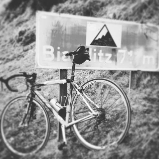 gafz11's profile picture. 1983, Donostia (Gros). Txirrindulari izateko ametsa dut!