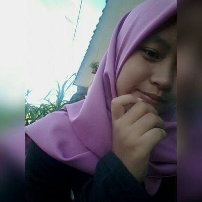 hana_011224's profile picture. people always change but memories dont