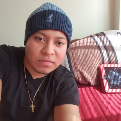 LuisMej02192841's profile picture. 