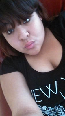 AliciaRaquer's profile picture. 