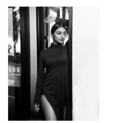Mohena Kumari Singh Profile
